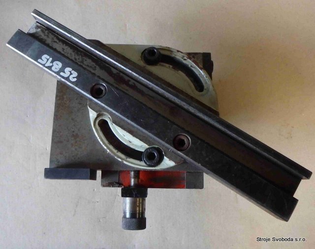 Vodící pravítko na BN 102 na broušení odval. fréz  (25815 (1).JPG)